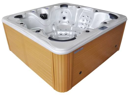 Akrylowa wanna z hydromasażem, – Hot Tub recenzja i cena