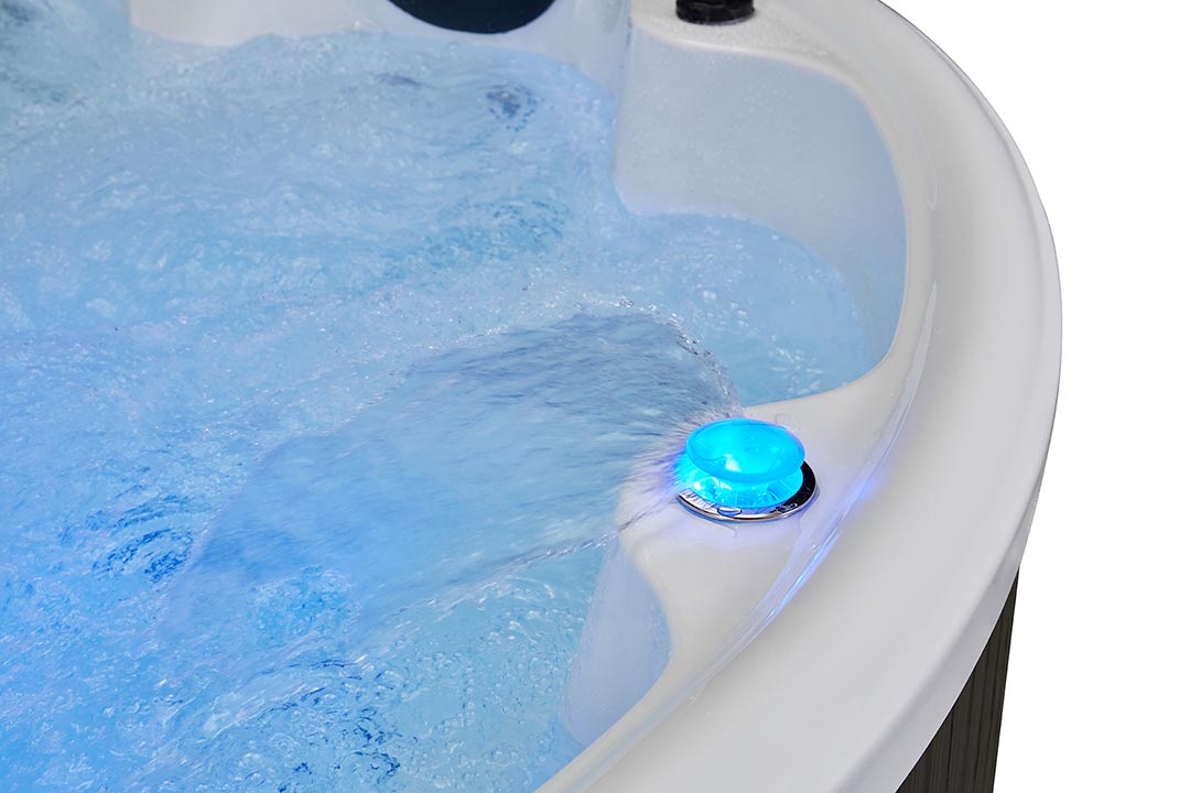 Wanna do masażu dla dorosłych, – Hot Tub recenzja i cena