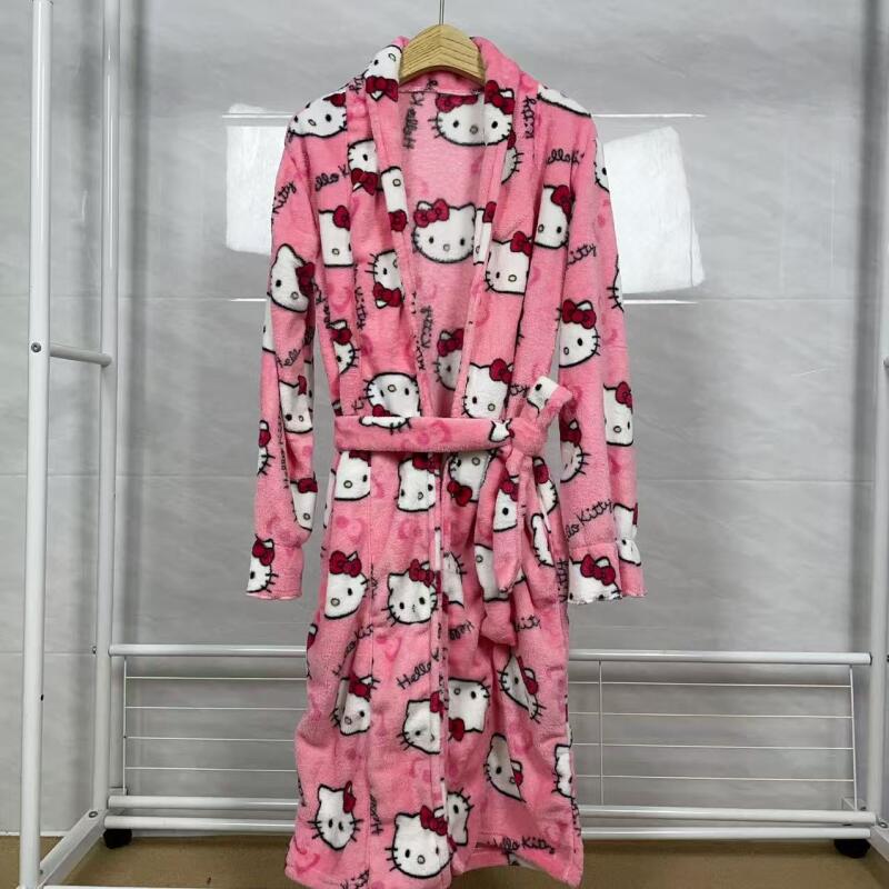 Koszula nocna Hello Kitty Nowa – Bathrobe recenzja i cena