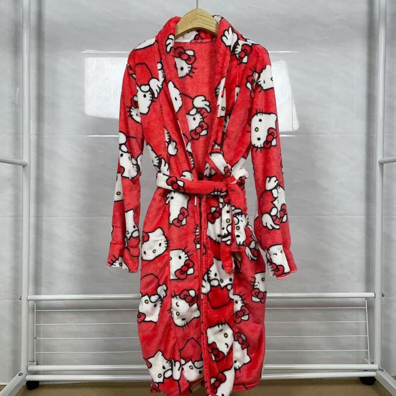 Koszula nocna Hello Kitty Nowa – Bathrobe recenzja i cena